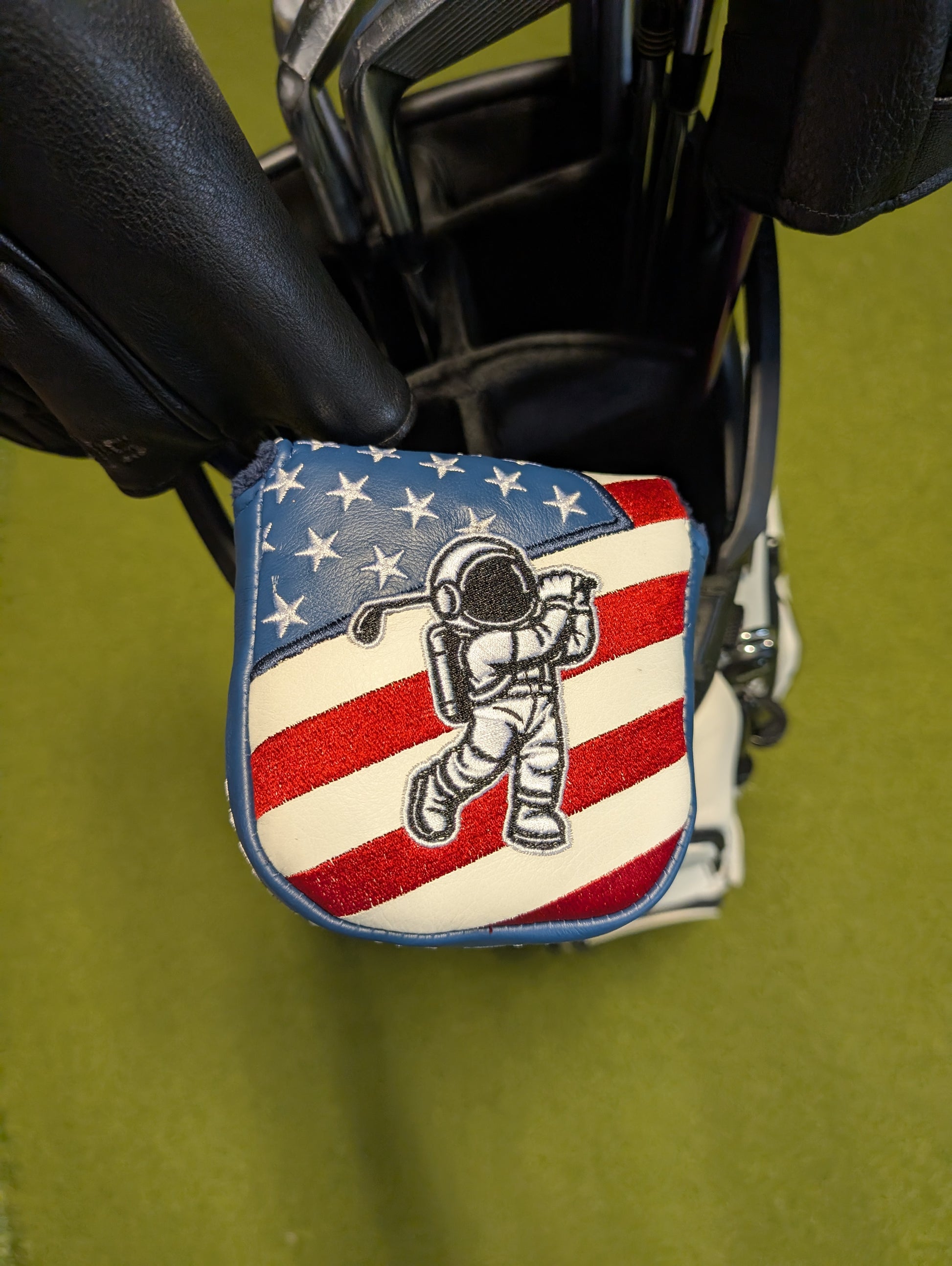 LAB DF3 leather headcover by Lunar Golf Astronaut